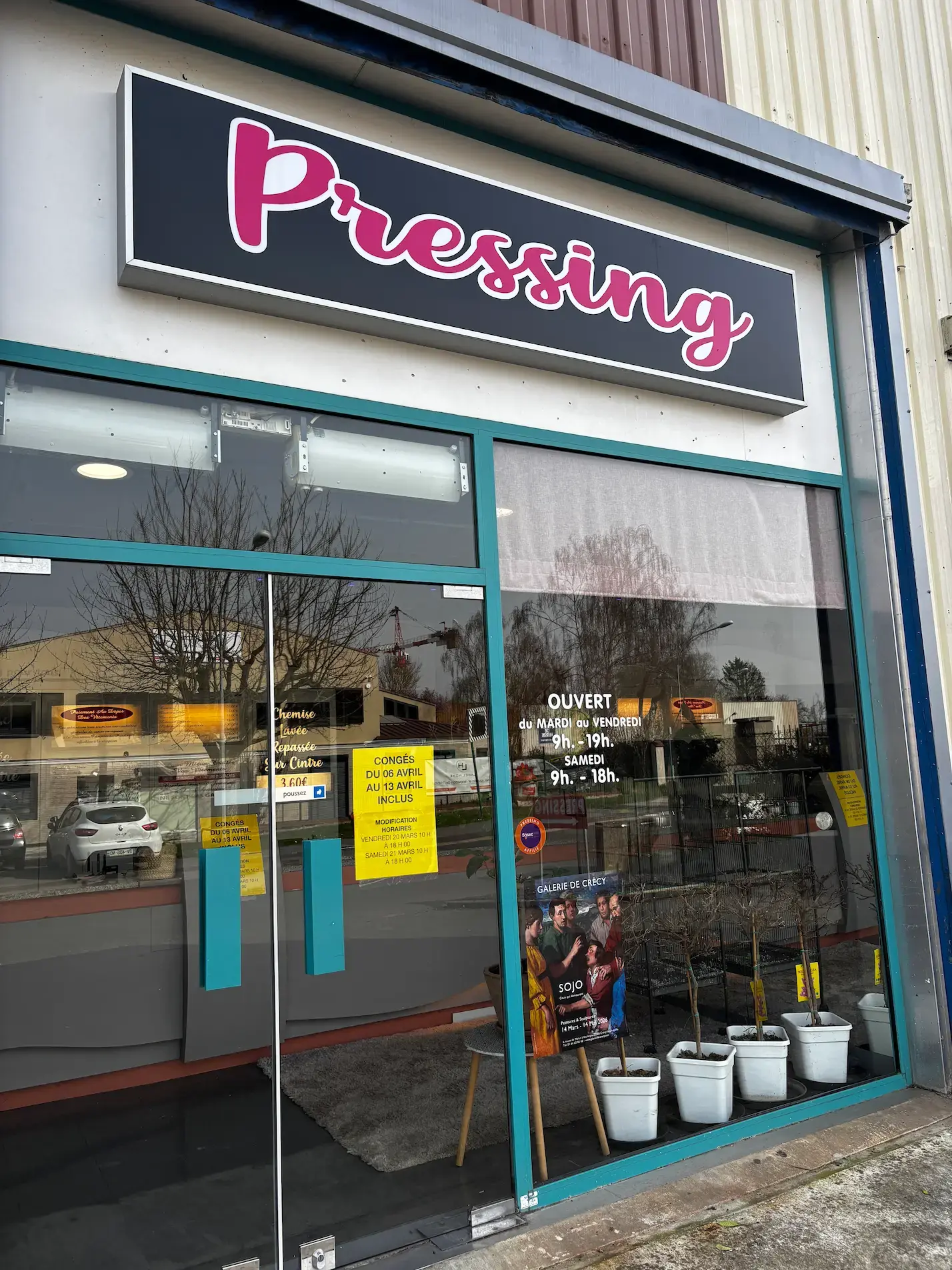 Le Pressing de Nanteuil-Les-Meaux, un service de nettoyage, lavage, repassage et blanchisserie.